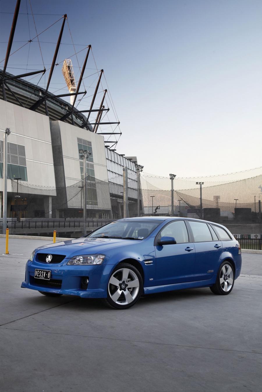  Holden Commodore VE SS V Sportwagon 2008 года  (фото 21 из 29)
